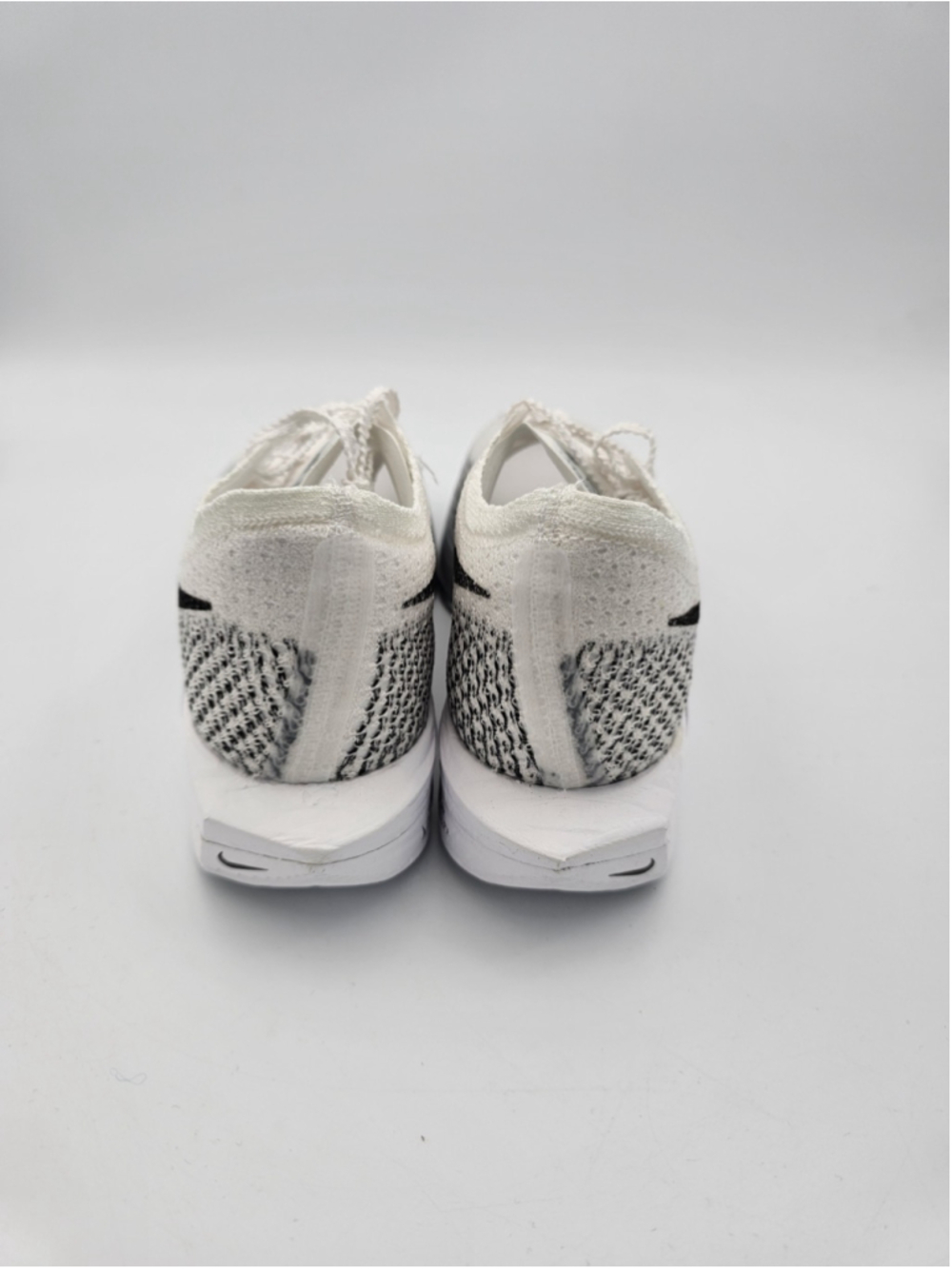 Size 5.5 - Nike ZoomX VaporFly Next% 3 White Particle Grey W - Picture 3 of 5